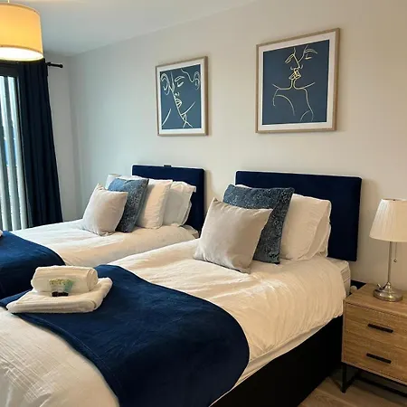 Apartment 2 Bed 2 Bath In Digbeth Birmingham